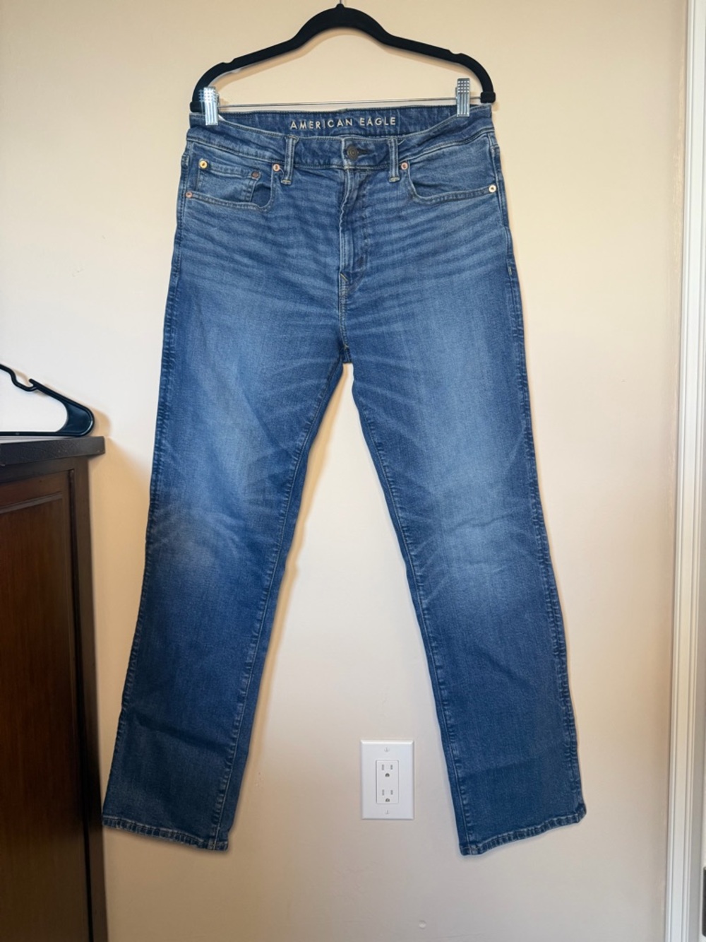 American Eagle Outfitters Men's Medium Blue Straight Jeans